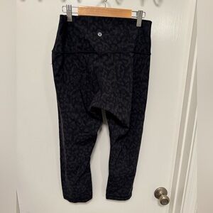 Lululemon crop leggings